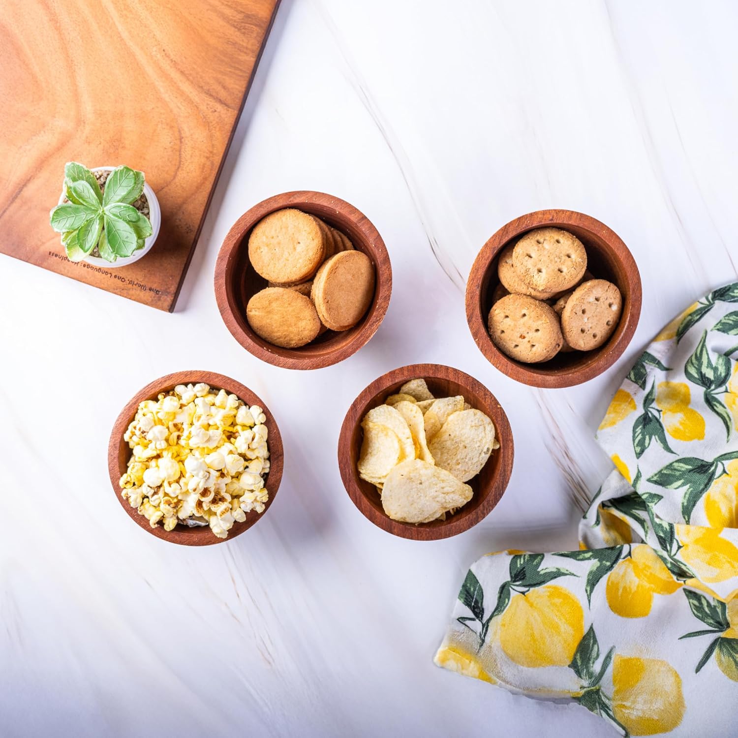 Hazelton Oaks Acacia Round Wooden Bowls Set of 4