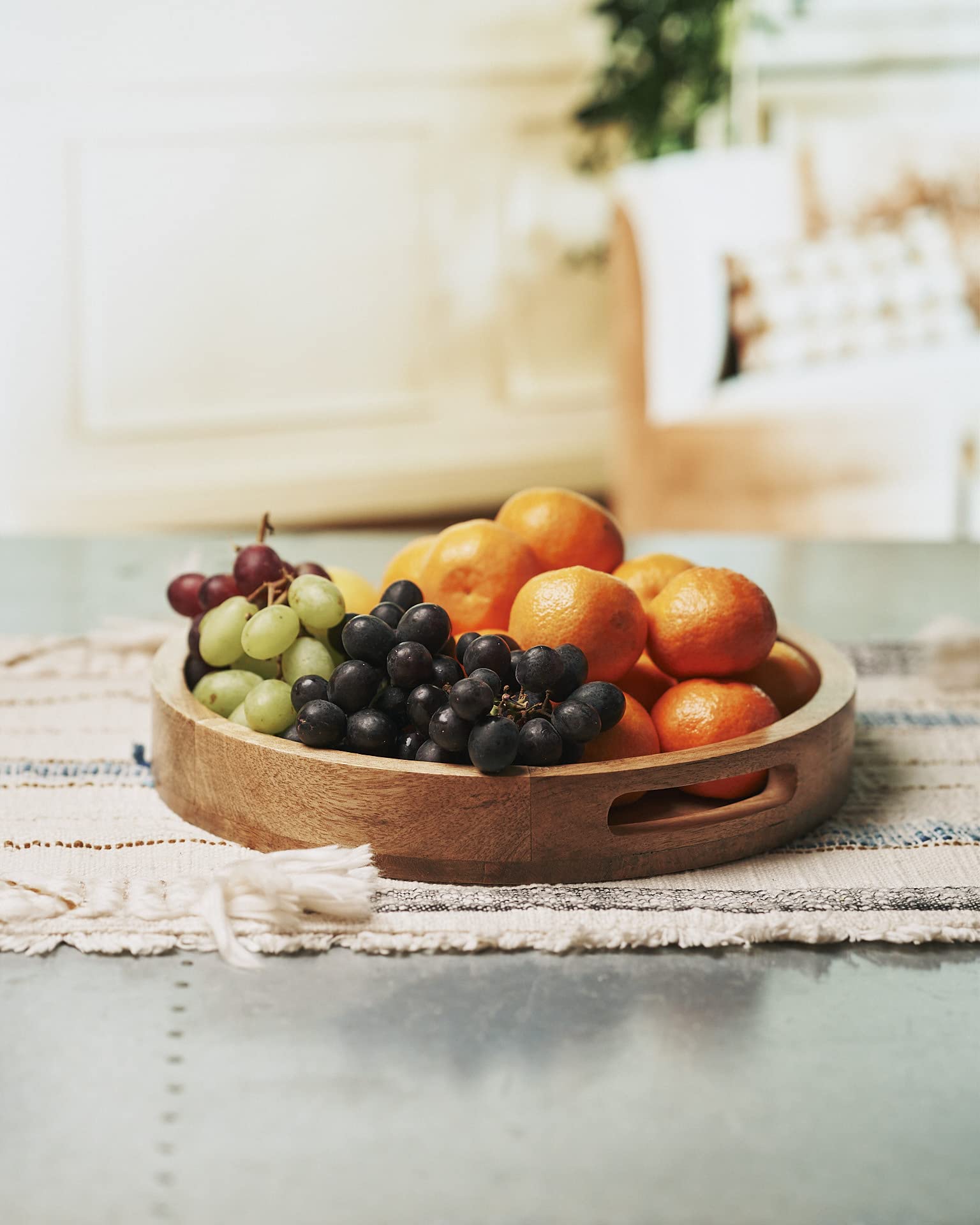 Hazelton Oaks Round wooden serving tray with handles